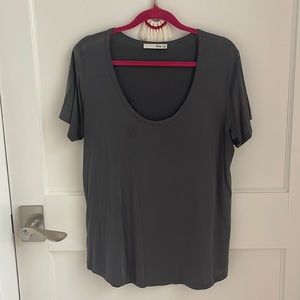 Aritzia (Wilfred) grey T-shirt